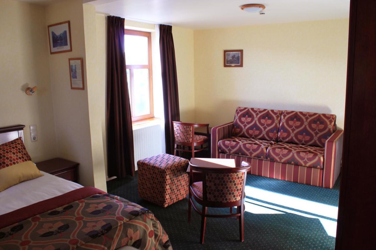Auberge Des Cretes Falmignoul Kamer foto